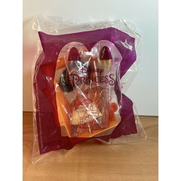 McDonald's Happy Meal Toy Disney Princess # 3 Moana 2021 New in Sealed Bag - Picture 1 of 4